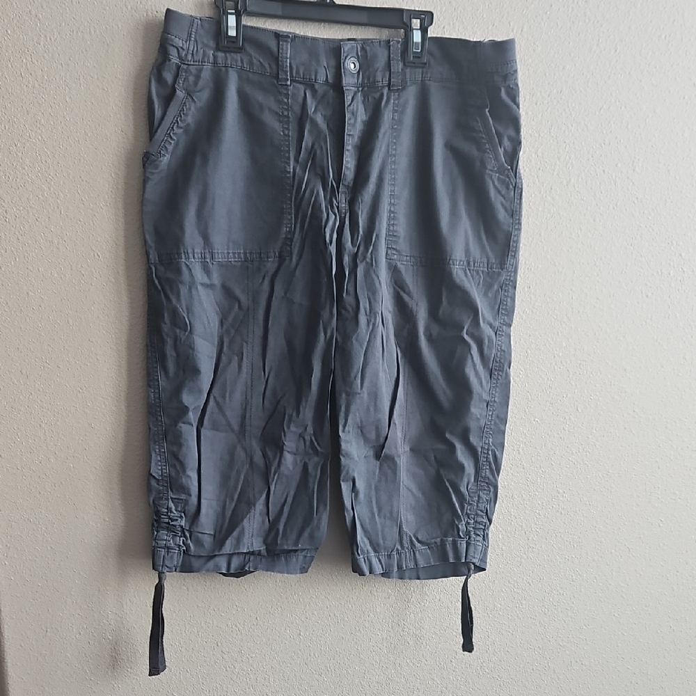 Lee Women's Charcoal Gray Capri Cargo Pants